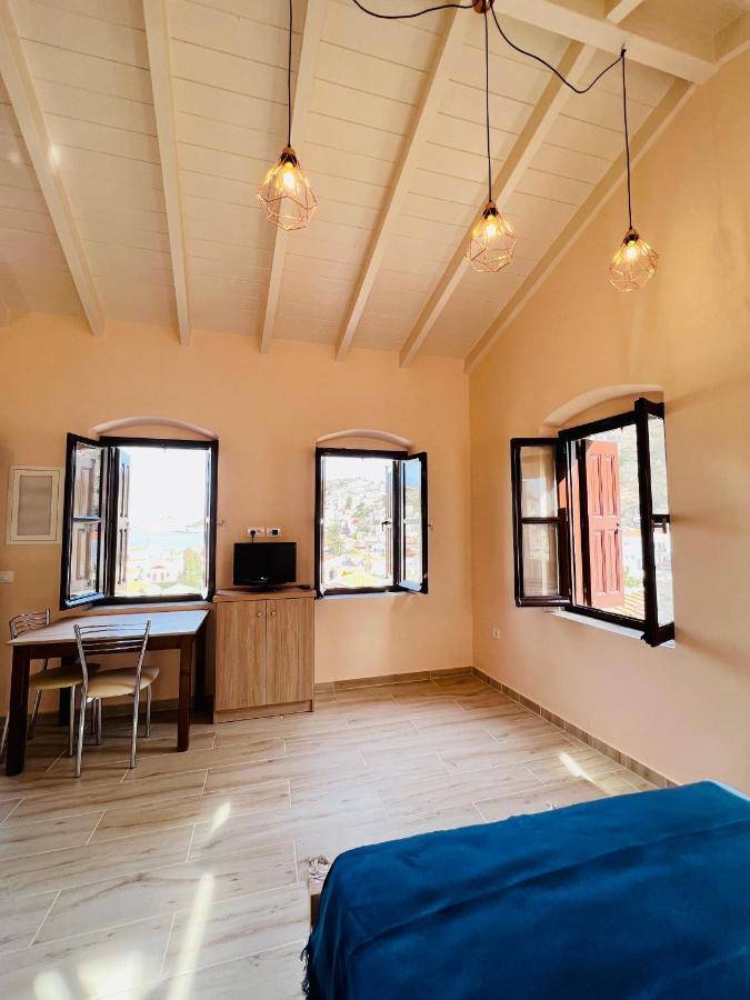 Pavlos House Symi Exterior foto